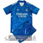 Real Madrid Set Completo Bambino Maglia Calcio Portiere 2022-23 blu Real Madrid Set Completo Bambino Maglia Calcio Portiere 2022-23 blu