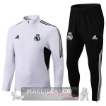 Real Madrid Insieme Completo Bianco II Nero Bambino Giacca 2022-23 Real Madrid Insieme Completo Bianco II Nero Bambino Giacca 2022-23