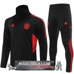 Bayern Monaco Insieme Completo Nero Bambino Felpa Da Allenamento 2023-24 Bayern Monaco Insieme Completo Nero Bambino Felpa Da Allenamento 2023-24