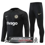 Chelsea Giocatori Insieme Completo Nero Bambino Felpa Da Allenamento 2022-23 Chelsea Giocatori Insieme Completo Nero Bambino Felpa Da Allenamento 2022-23